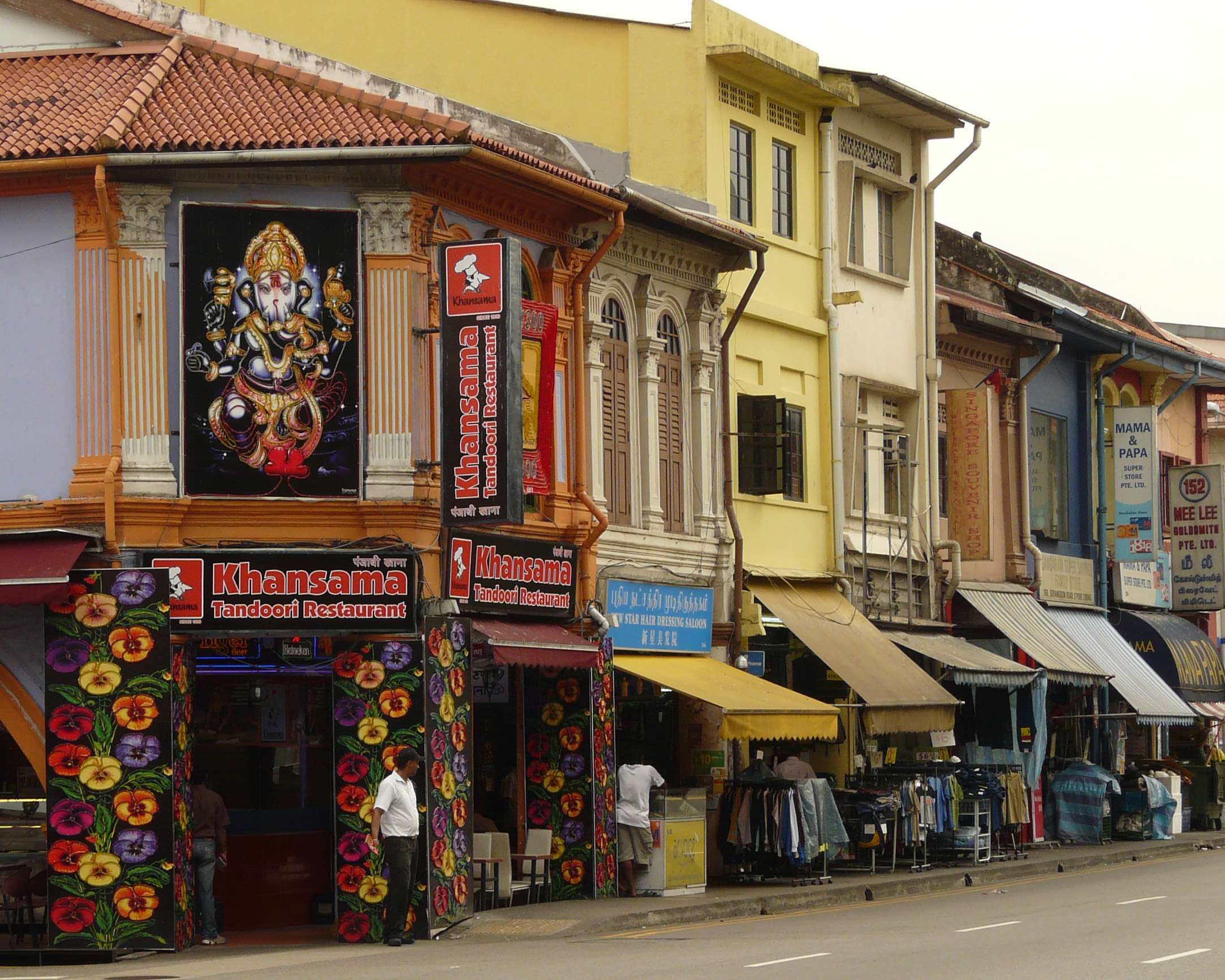LITTLE INDIA, SINGAPORE – cheap as chapatis | Richard Tullochs LIFE ...